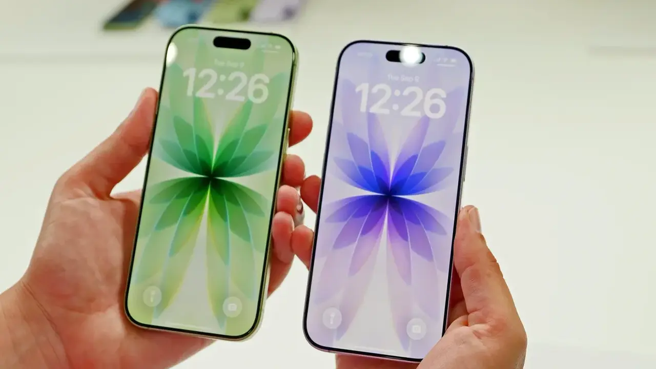 هل تنتظر بفارغ الصبر هاتف iPhone 18؟ إليك الأسباب.
